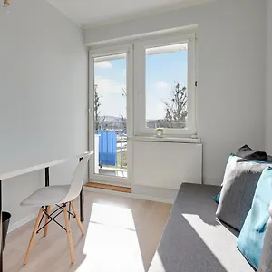 Zaspa - Near To Sea And Public Transport Гостевой дом