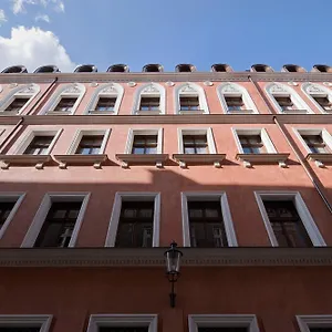 https://palazzo-rosso.poznan-hotels.com